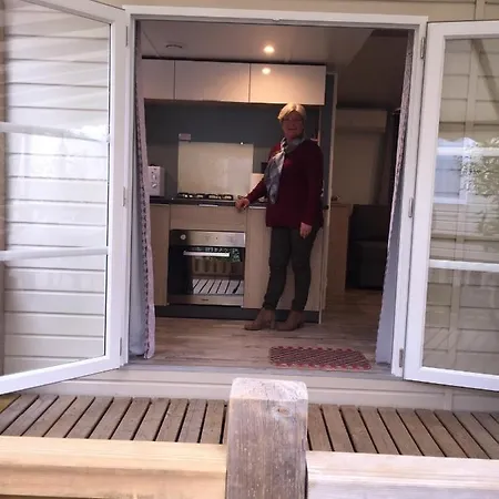 Propriete De 2 Chambres A Avec Piscine Partagee Terrasse Amenagee Et Wifi Fréjus
