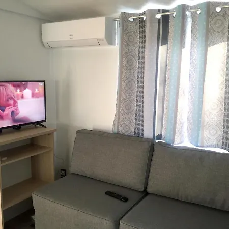 Propriete De 2 Chambres A Avec Piscine Partagee Terrasse Amenagee Et Wifi